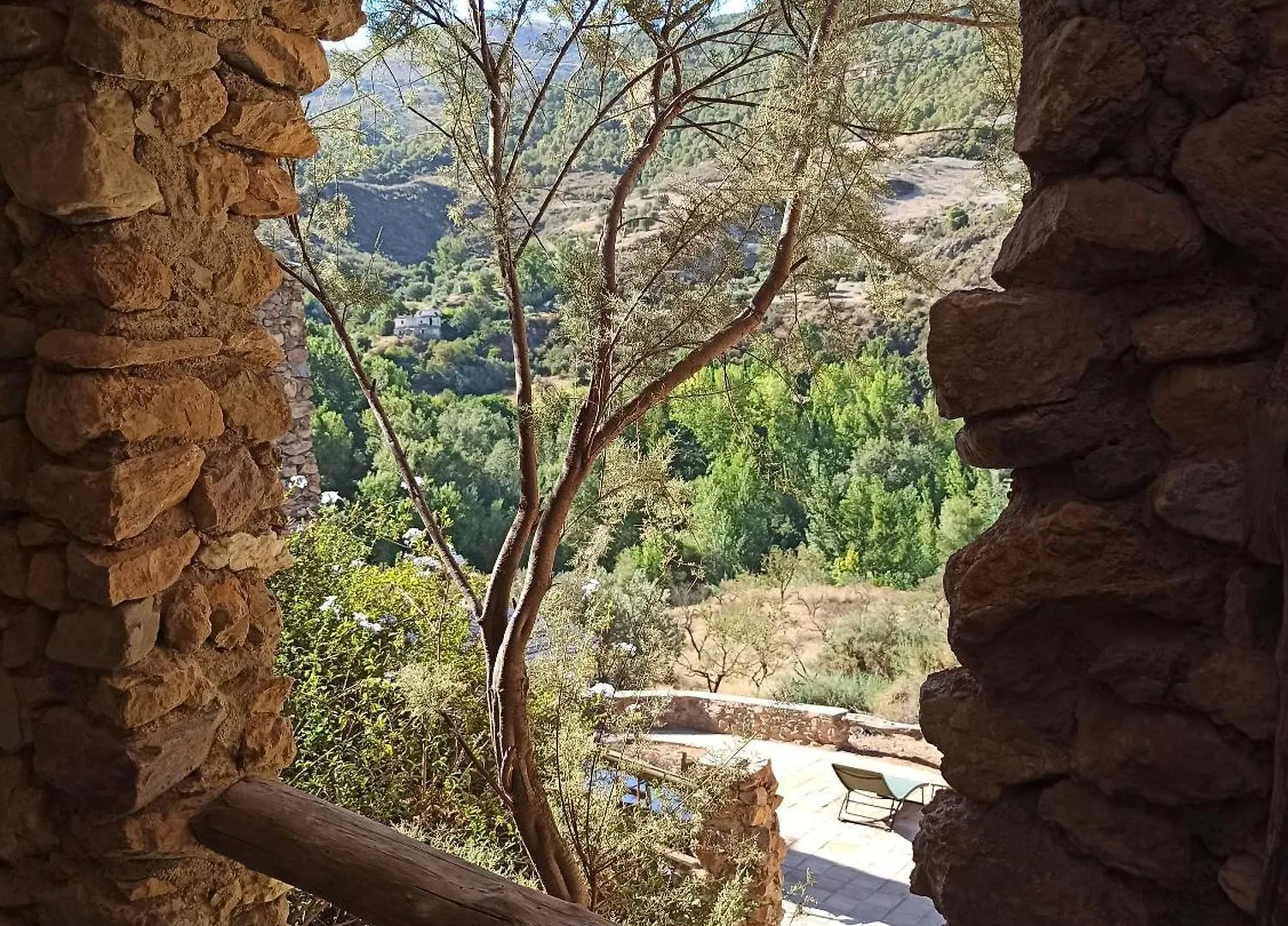 Off-Grid - Puerto Mika Guest House Orgiva 0*,  Spain